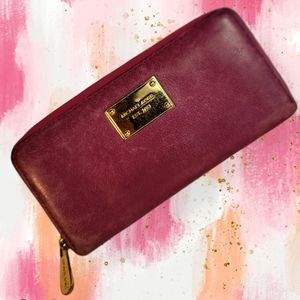 Michael kors leather zipper wallet